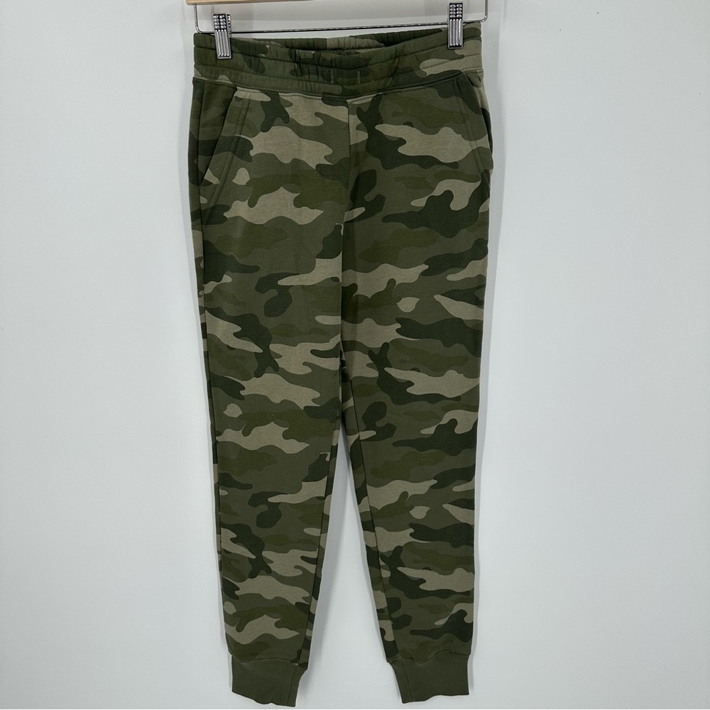 NWT Old Navy Green Camo Tapered Leg Sweatpants Girls Size XL Missing Drawstring